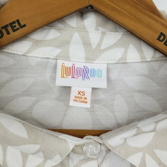 New Lularoe Valentina Blouse Womens XS Beige White Floral Print Long Sleeve - Picture 2 of 5